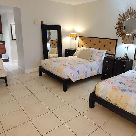 Riverview, Studio 507, Beach Steps Away!+Pool+Wifi Ruskin Buitenkant foto