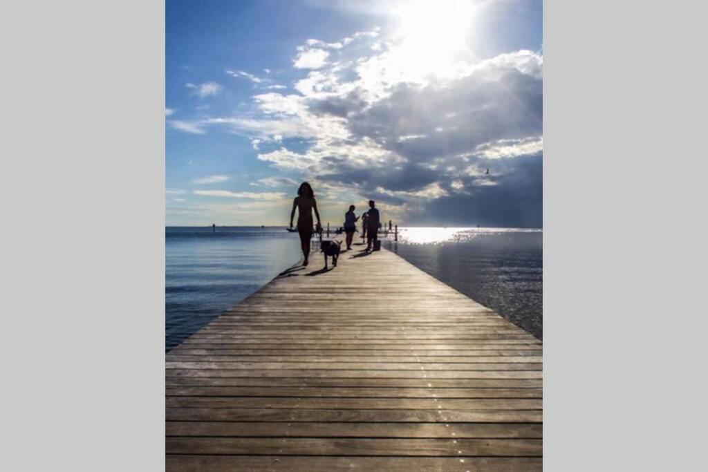 Riverview, Studio 507, Beach Steps Away!+Pool+Wifi Ruskin Buitenkant foto