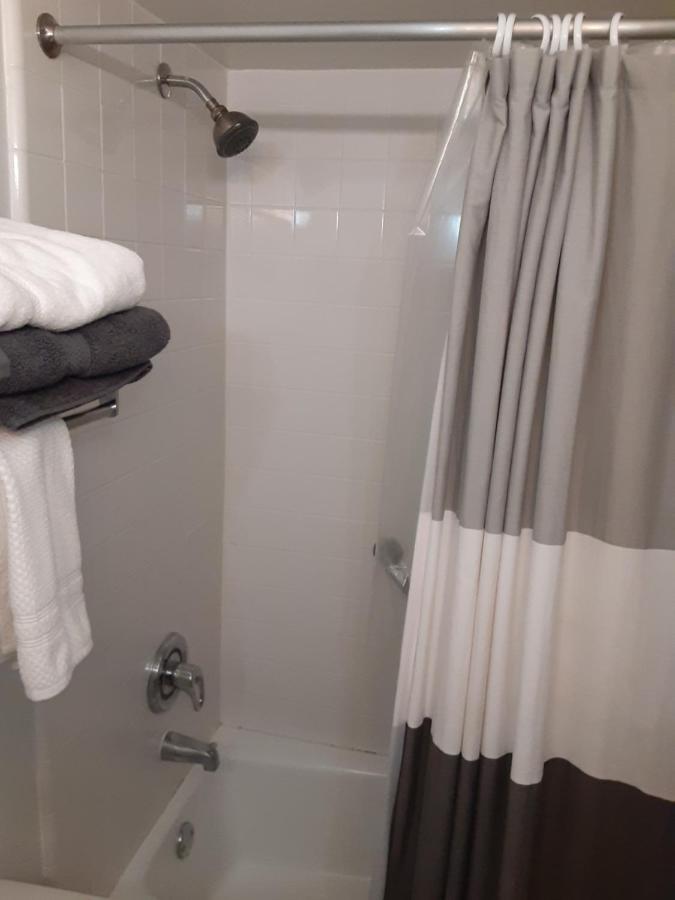 Riverview, Studio 507, Beach Steps Away!+Pool+Wifi Ruskin Buitenkant foto